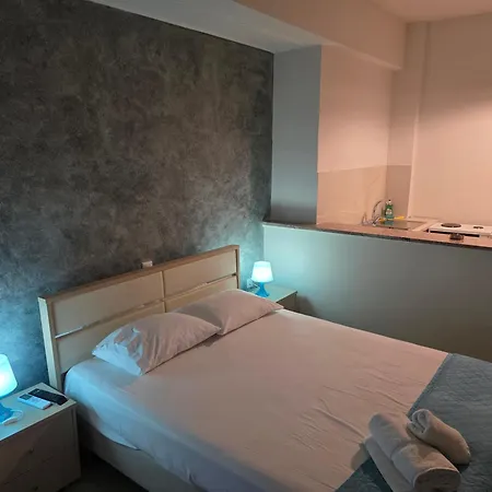Anna Apartman *