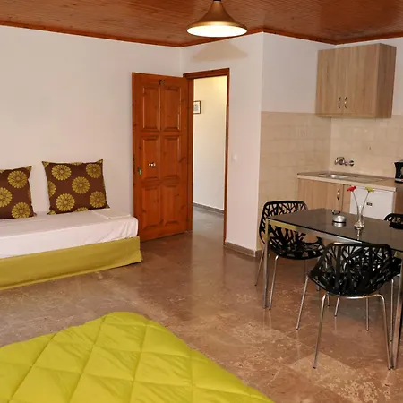 Anna Apartment Kontokali