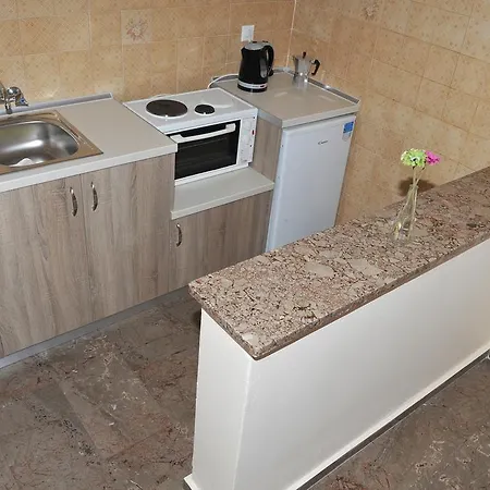 Anna Apartment Kontokali