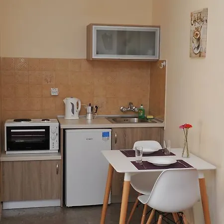 Anna Apartment Kontokali